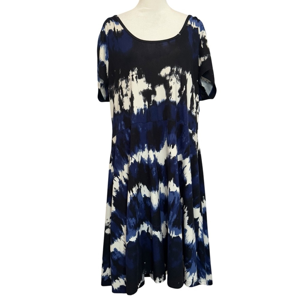 Blue and White Tie-Dye Dress Size 3X FIT-N-FLARE Strappy Scoop Back Stretchy